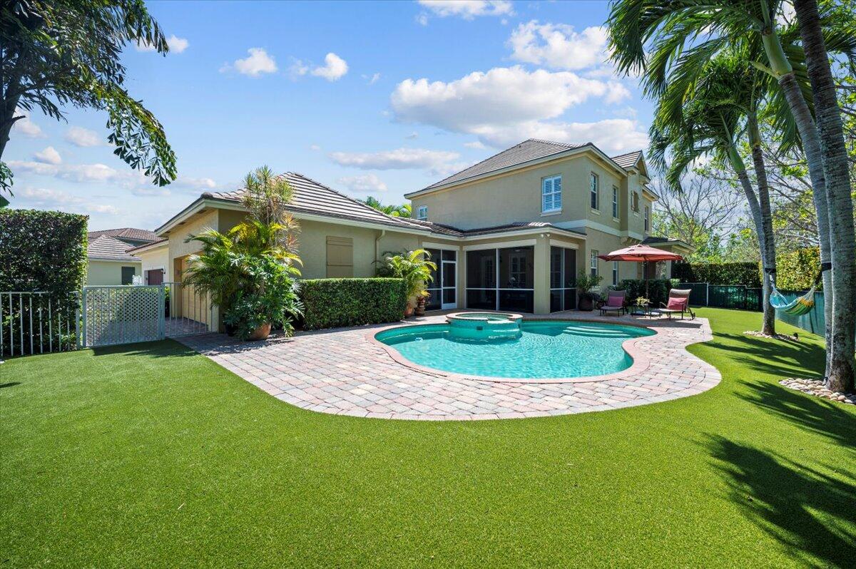 Property for Sale at 315 Ennis Lane, Jupiter, Palm Beach County, Florida - Bedrooms: 4 
Bathrooms: 3.5  - $1,375,000