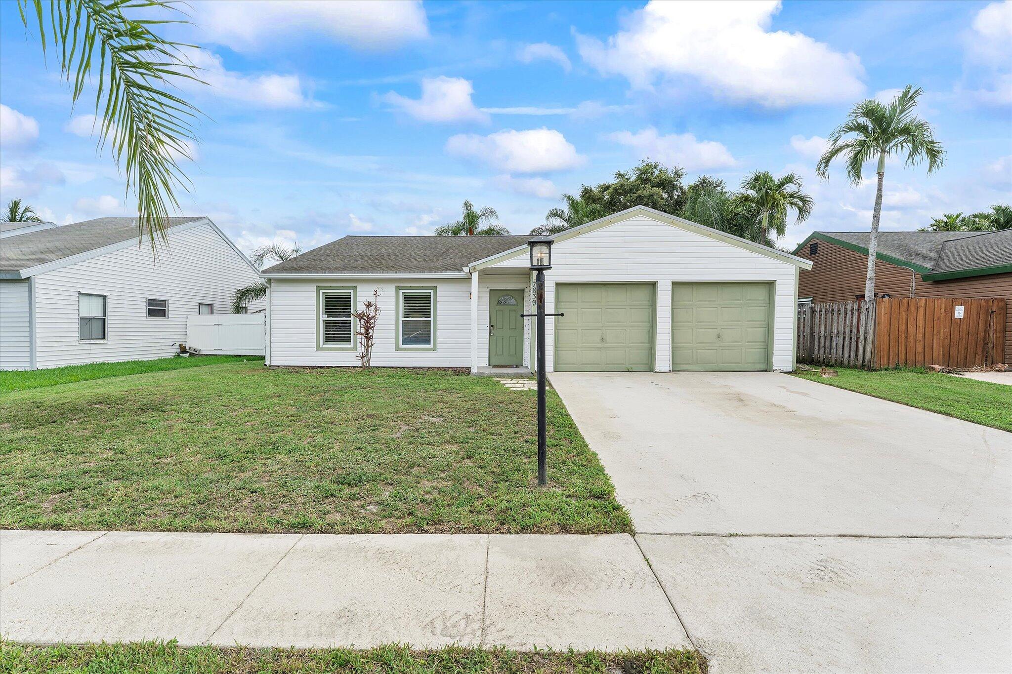 Property for Sale at 7839 Elwood Drive, Lake Worth, Palm Beach County, Florida - Bedrooms: 3 
Bathrooms: 2  - $449,900