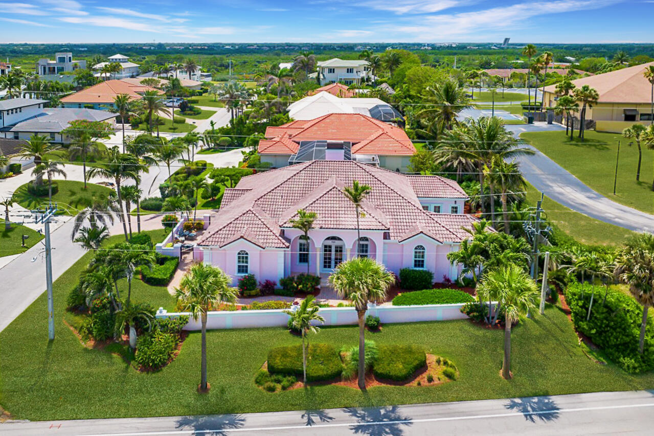 Property for Sale at 705 Ocean Drive, Juno Beach, Palm Beach County, Florida - Bedrooms: 3 
Bathrooms: 4.5  - $2,825,000