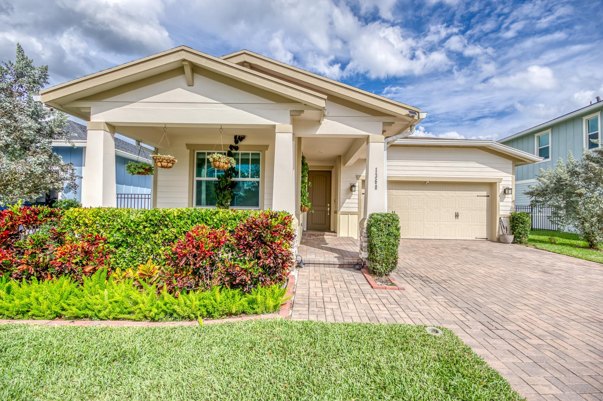 1360 Wandering Willow Way, The Acreage, Palm Beach County, Florida - 3 Bedrooms  
2 Bathrooms - 