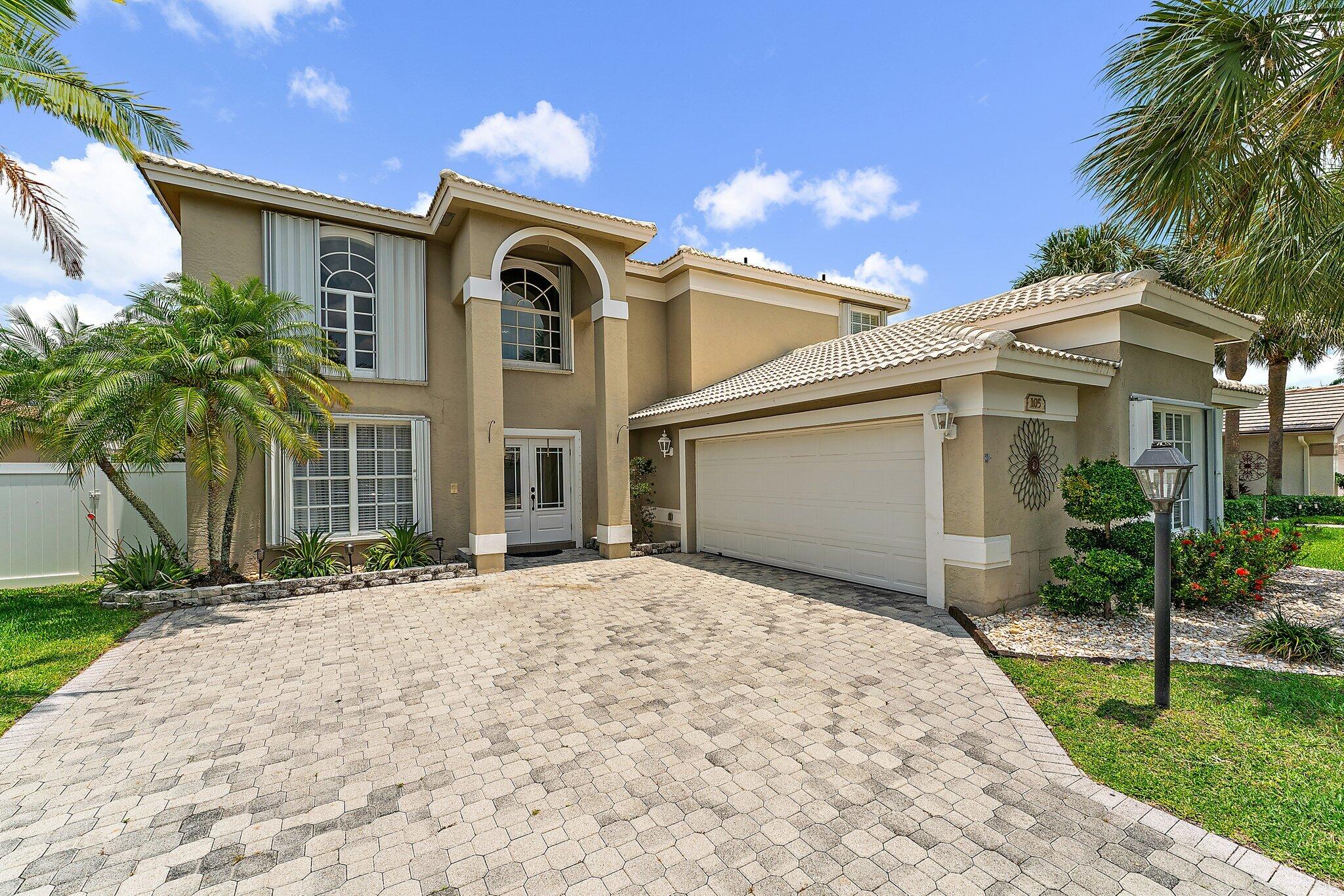 105 Waterbridge Lane, Jupiter, Palm Beach County, Florida - 4 Bedrooms  
3 Bathrooms - 