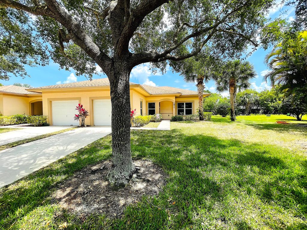Photo of 1877 S Dovetail Drive, Fort Pierce, FL 34982 (MLS # RX-11059340)