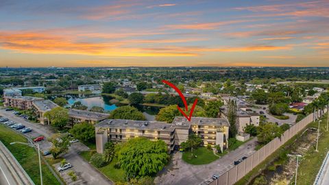 Photo of 5275 NW 10th Court #405, Plantation, FL 33313 (MLS # RX-11119795)