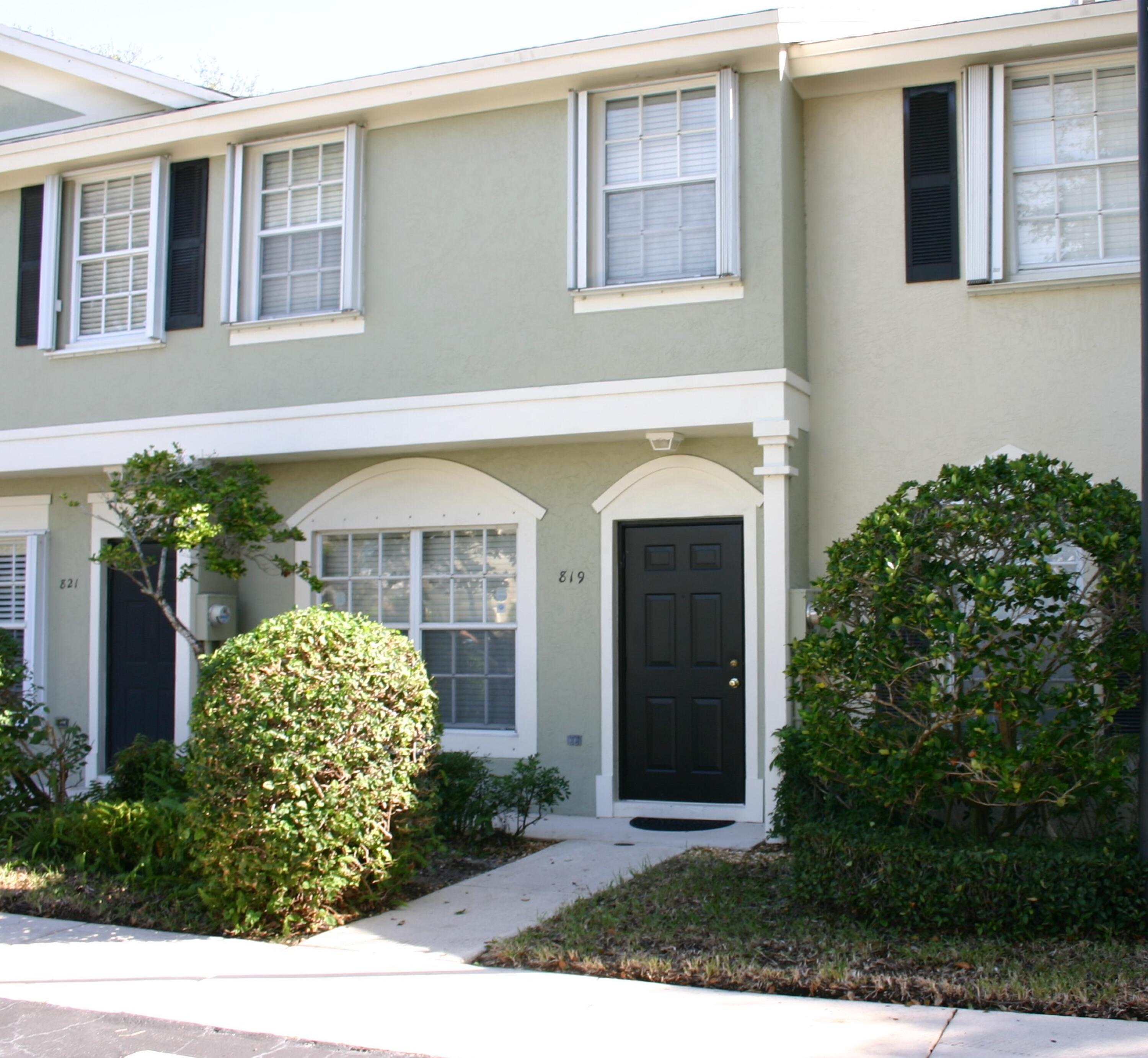 819 Kokomo Key Lane, Delray Beach, Palm Beach County, Florida - 2 Bedrooms  
2.5 Bathrooms - 