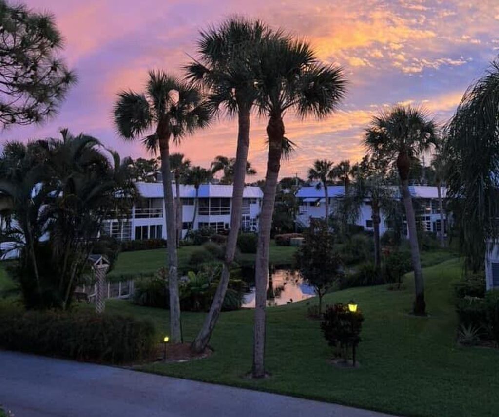 Photo of 2929 SE Ocean Boulevard #M10, Stuart, FL 34996 (MLS # RX-11082295)