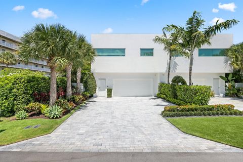 Photo of 3000 Banyan Road #A, Boca Raton, FL 33432 (MLS # RX-11124536)