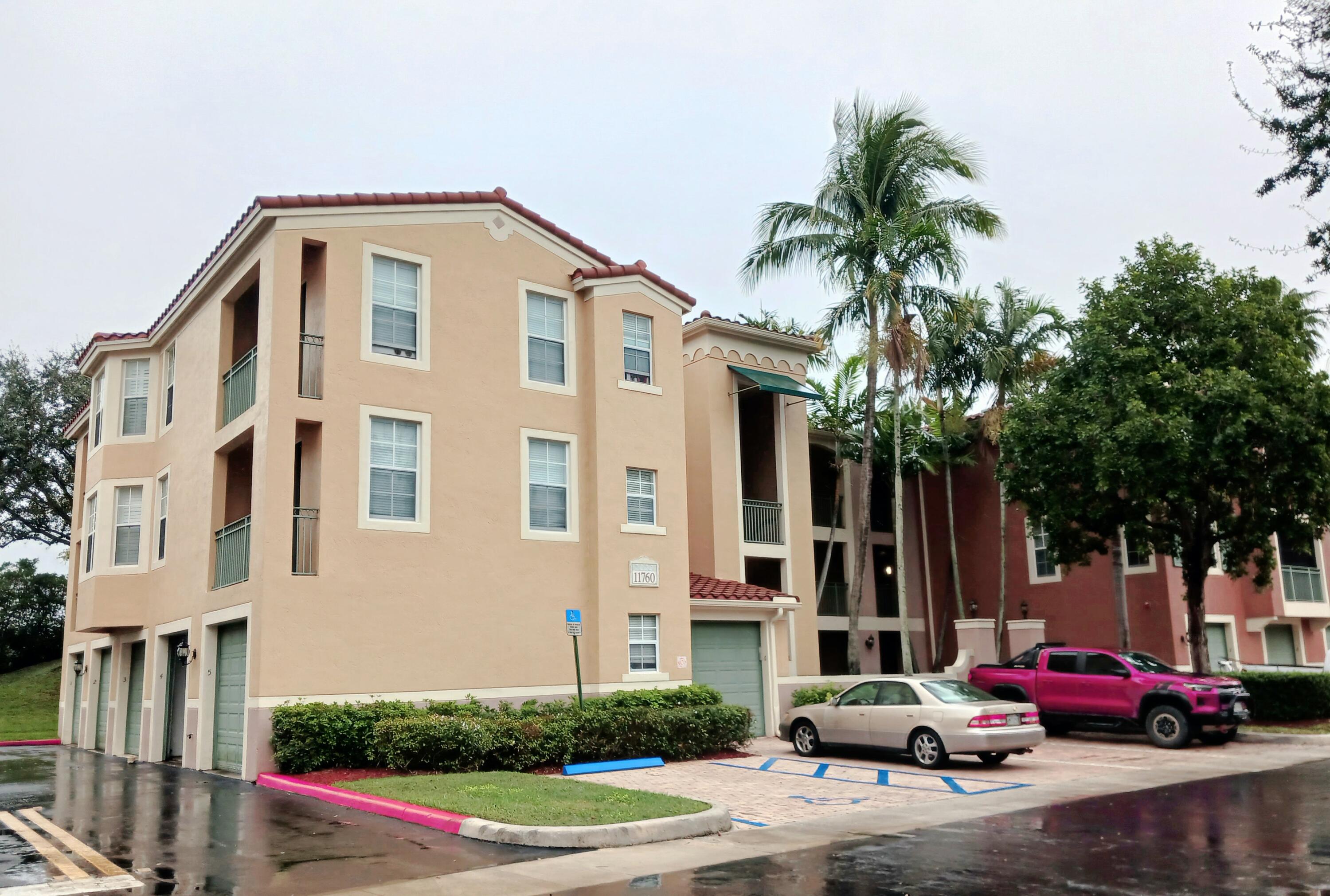 Property for Sale at 11760 Saint Andrews Place 204, Wellington, Palm Beach County, Florida - Bedrooms: 2 
Bathrooms: 2  - $360,000