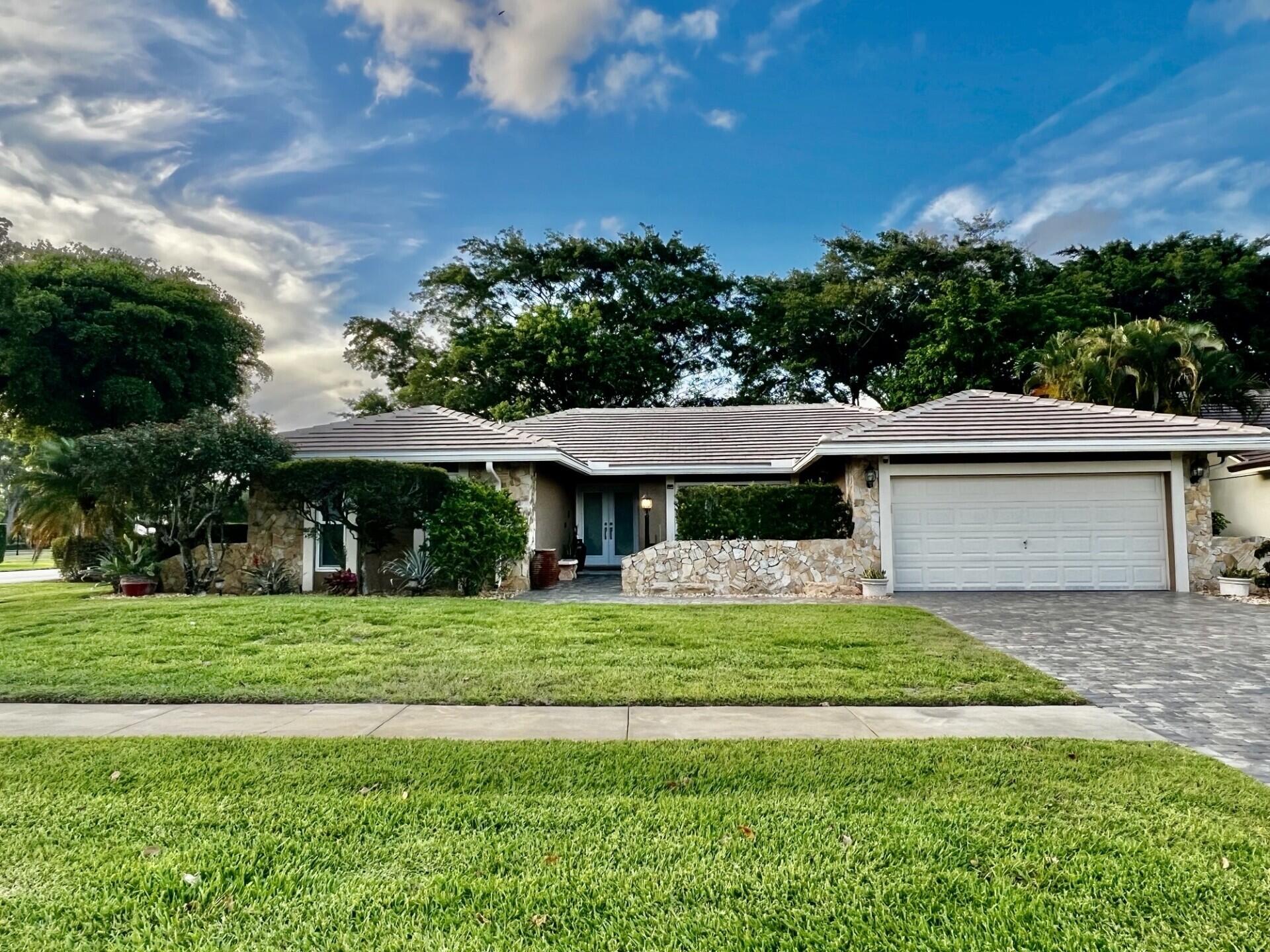 10278 Crosswind Road, Boca Raton, Palm Beach County, Florida - 3 Bedrooms  
3 Bathrooms - 
