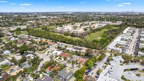 Tiny photo for 1243 Garfield St, Hollywood, FL 33019 (MLS # RX-11120099)