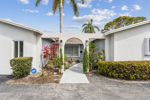 Tiny photo for 1243 Garfield St, Hollywood, FL 33019 (MLS # RX-11120099)