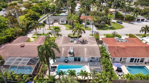 Tiny photo for 1243 Garfield St, Hollywood, FL 33019 (MLS # RX-11120099)