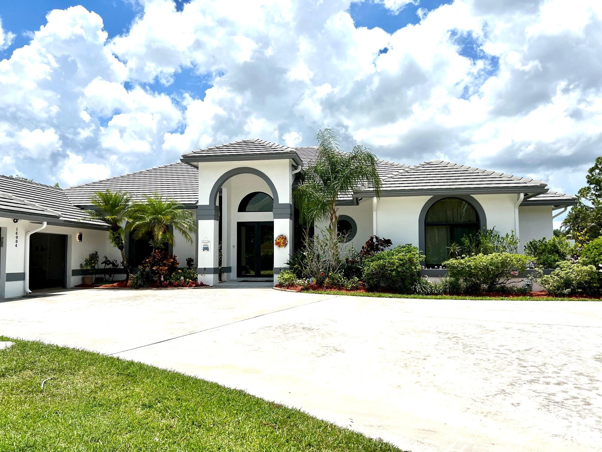 Property for Sale at 14984 Roan Court, Wellington, Palm Beach County, Florida - Bedrooms: 4 
Bathrooms: 3.5  - $2,899,000