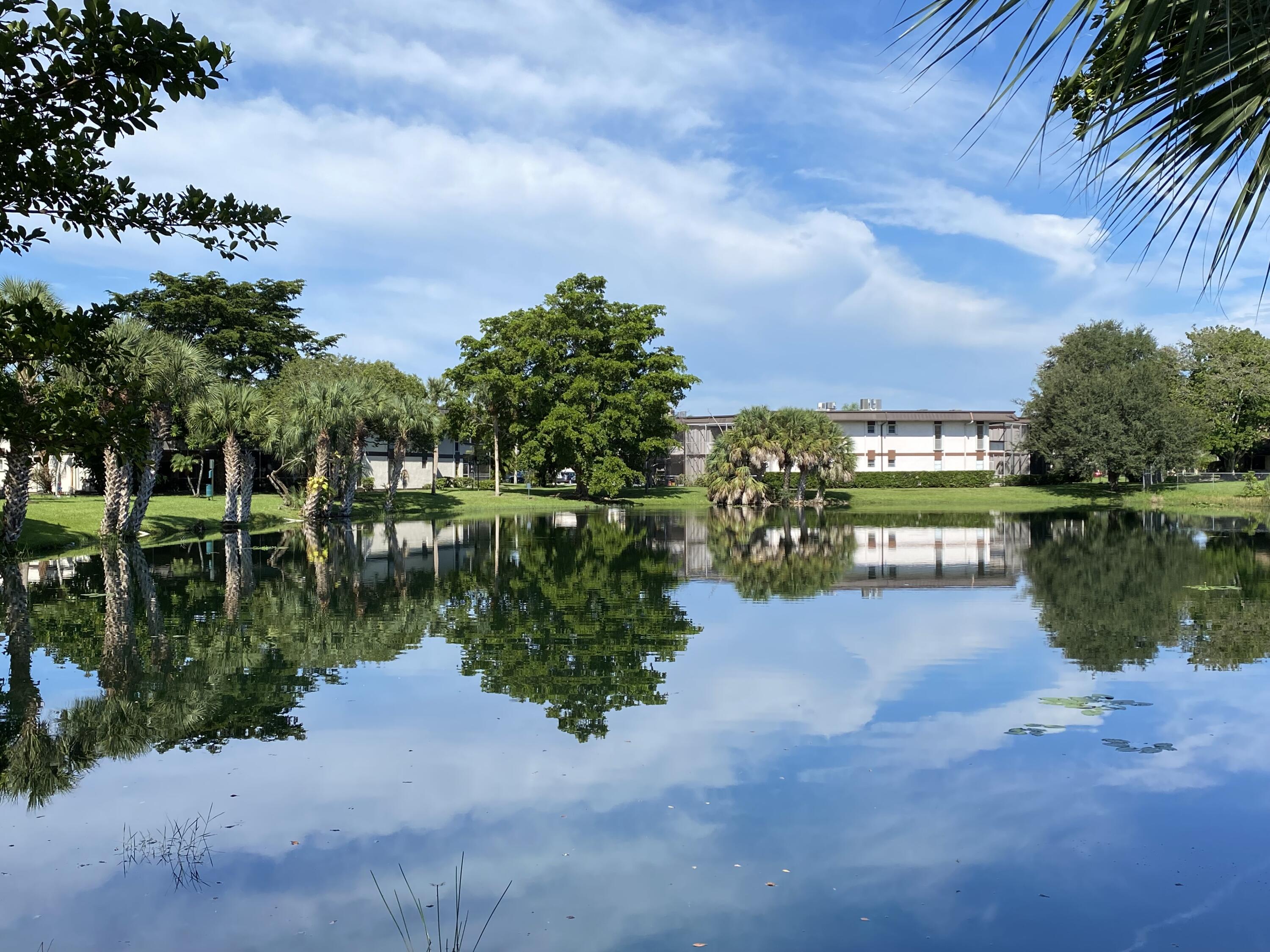 Property for Sale at 7 Greenway Village Vlg 211, Royal Palm Beach, Palm Beach County, Florida - Bedrooms: 2 
Bathrooms: 2  - $159,950