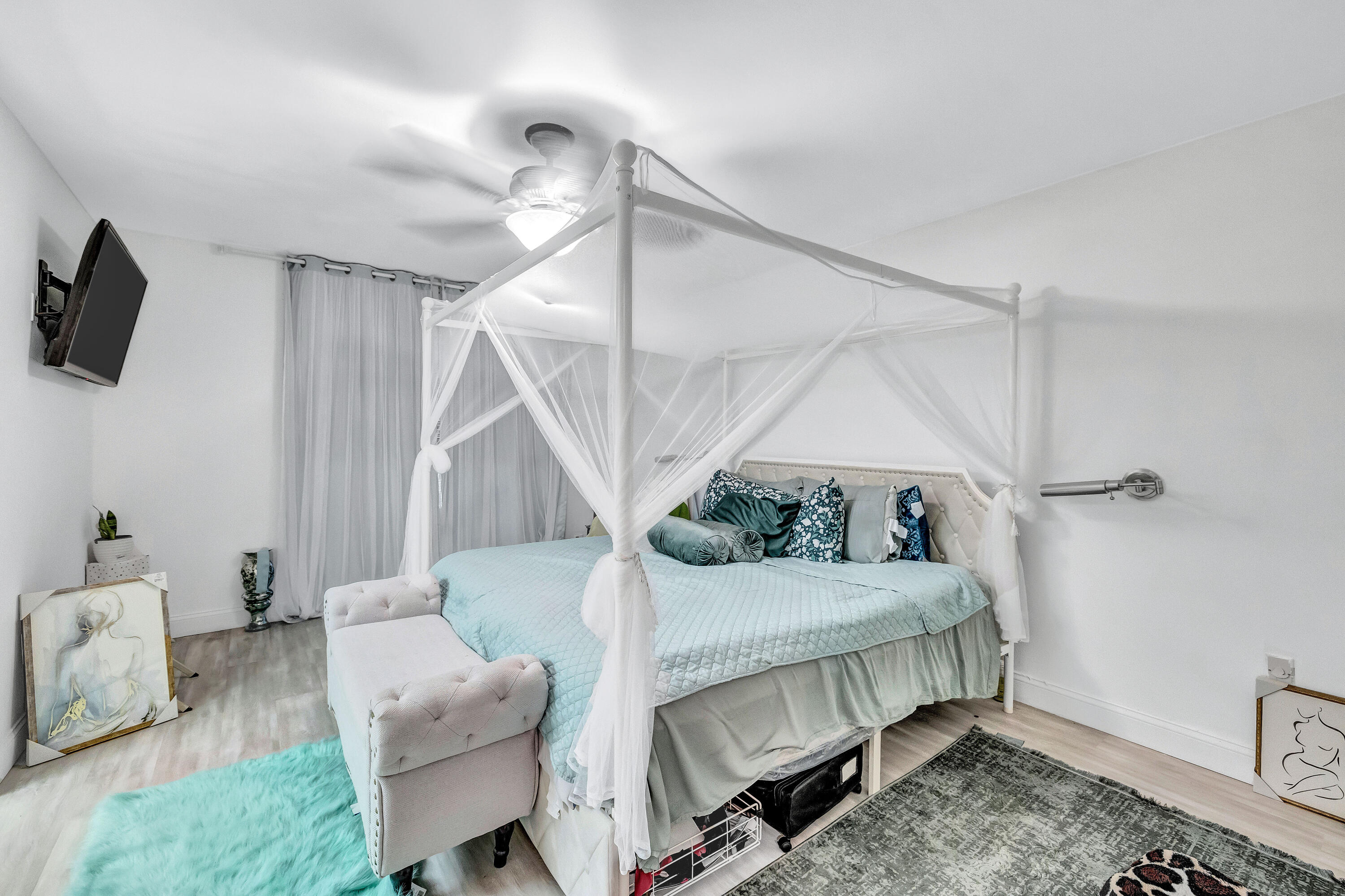 6137 Rainbow Circle, Greenacres, Palm Beach County, Florida - 2 Bedrooms  
2 Bathrooms - 