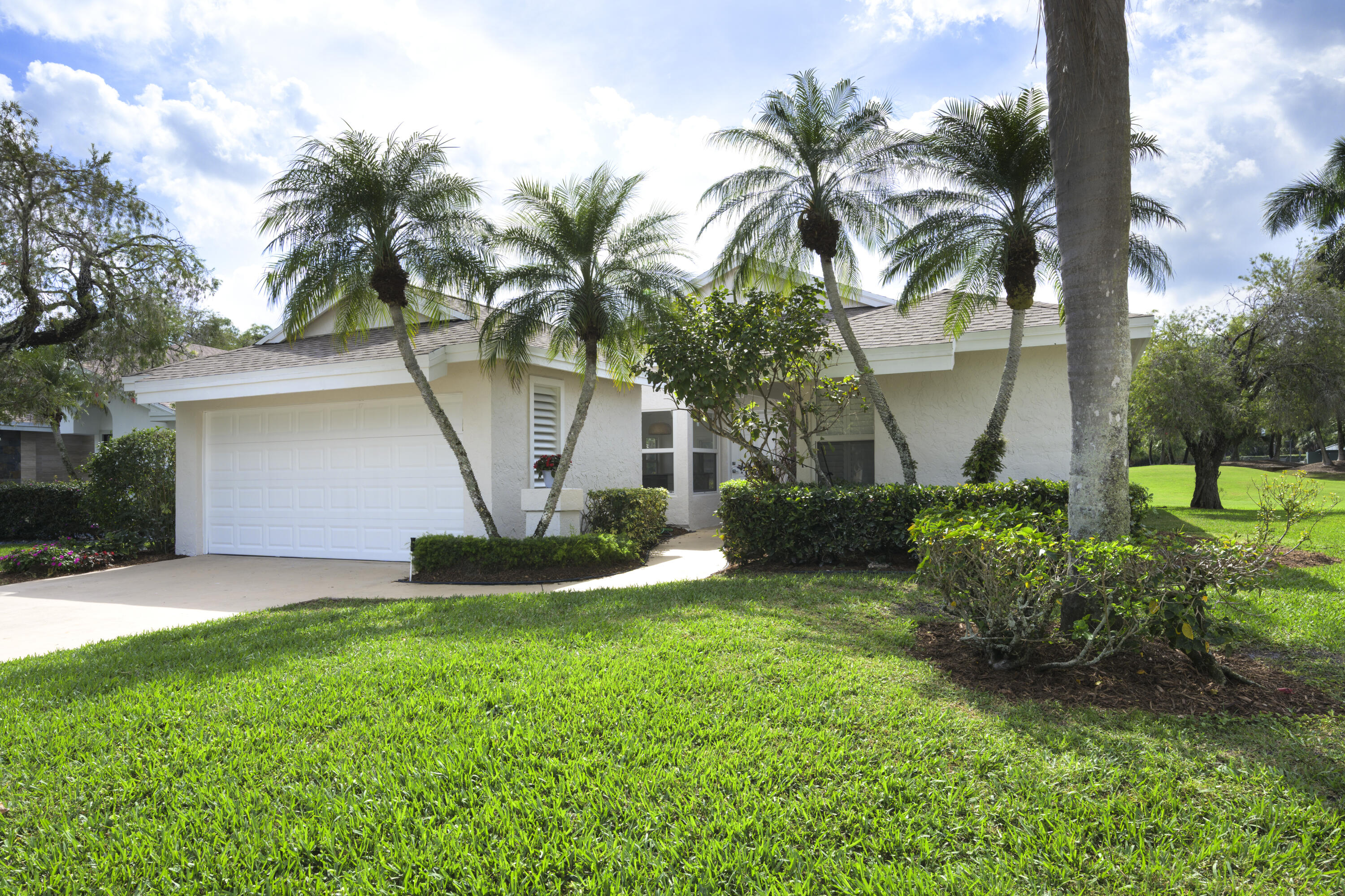Property for Sale at 6890 Touchstone Circle, Palm Beach Gardens, Palm Beach County, Florida - Bedrooms: 3 
Bathrooms: 2  - $799,999