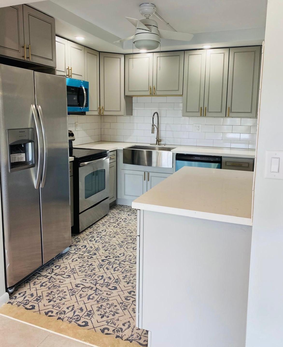 Property for Sale at 9370 Sw 8th Street 323, Boca Raton, Palm Beach County, Florida - Bedrooms: 2 
Bathrooms: 2  - $260,000