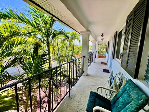 Tiny photo for 707 S 19th Avenue #11, Hollywood, FL 33020 (MLS # RX-11111866)