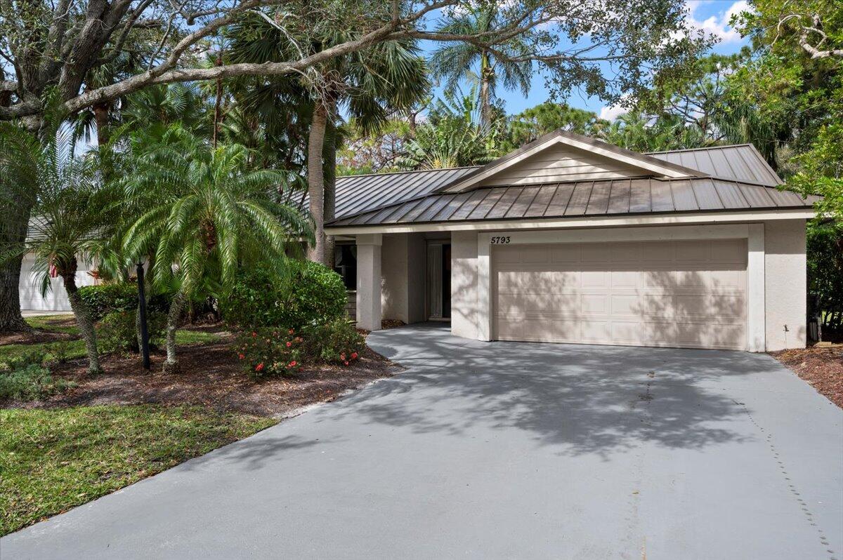 Property for Sale at 5793 Lonewood Court, Jupiter, Palm Beach County, Florida - Bedrooms: 3 
Bathrooms: 2  - $799,000