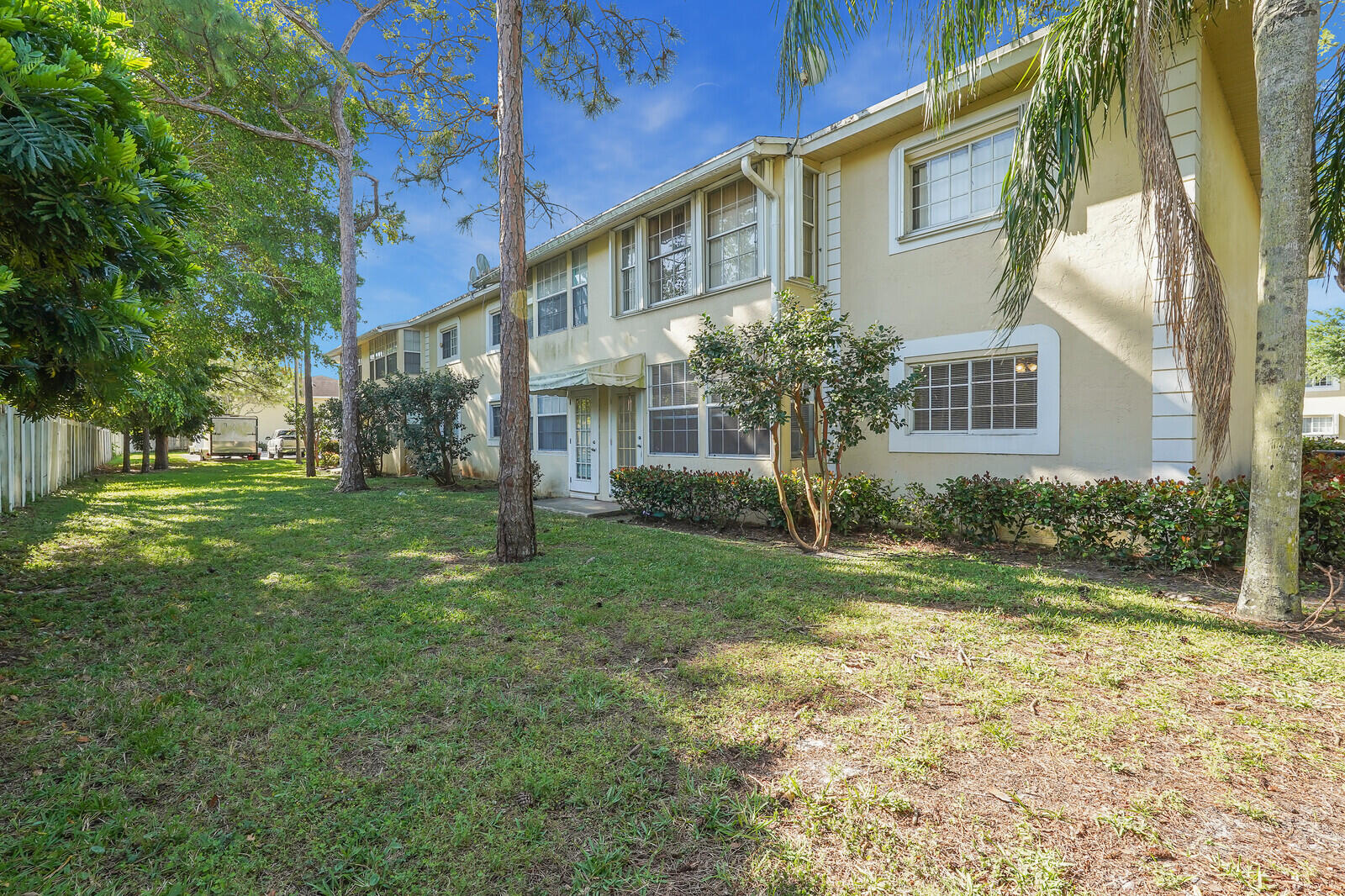 Property for Sale at 1701 Palm Beach Trace Drive, Royal Palm Beach, Palm Beach County, Florida - Bedrooms: 2 
Bathrooms: 2  - $260,000
