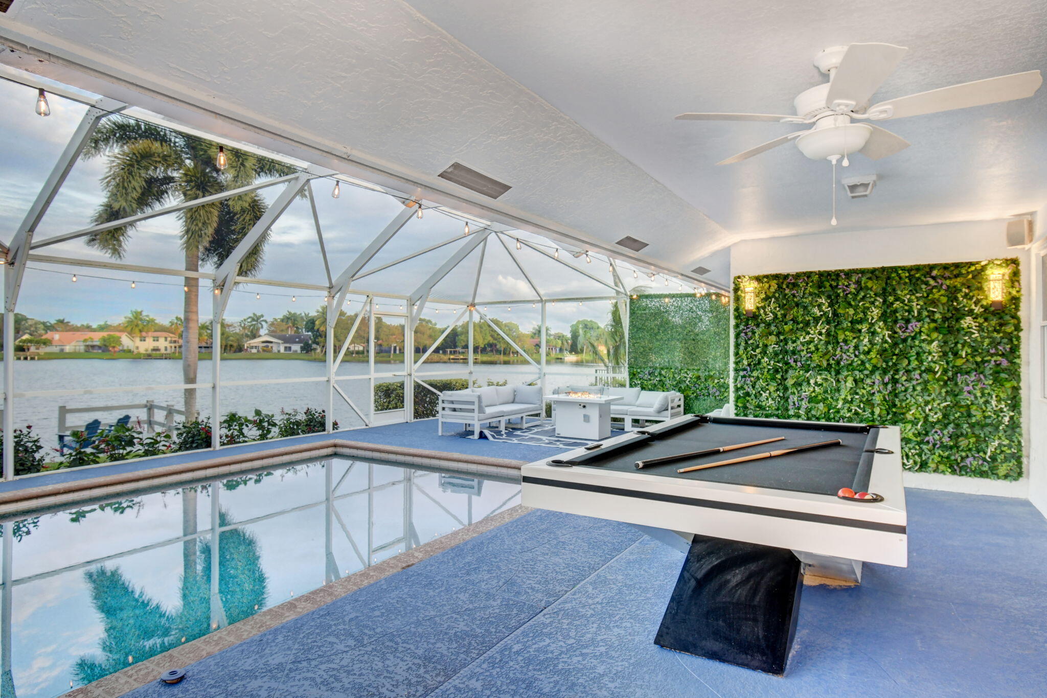 13646 Callington Drive, Wellington, Palm Beach County, Florida - 5 Bedrooms  
4 Bathrooms - 