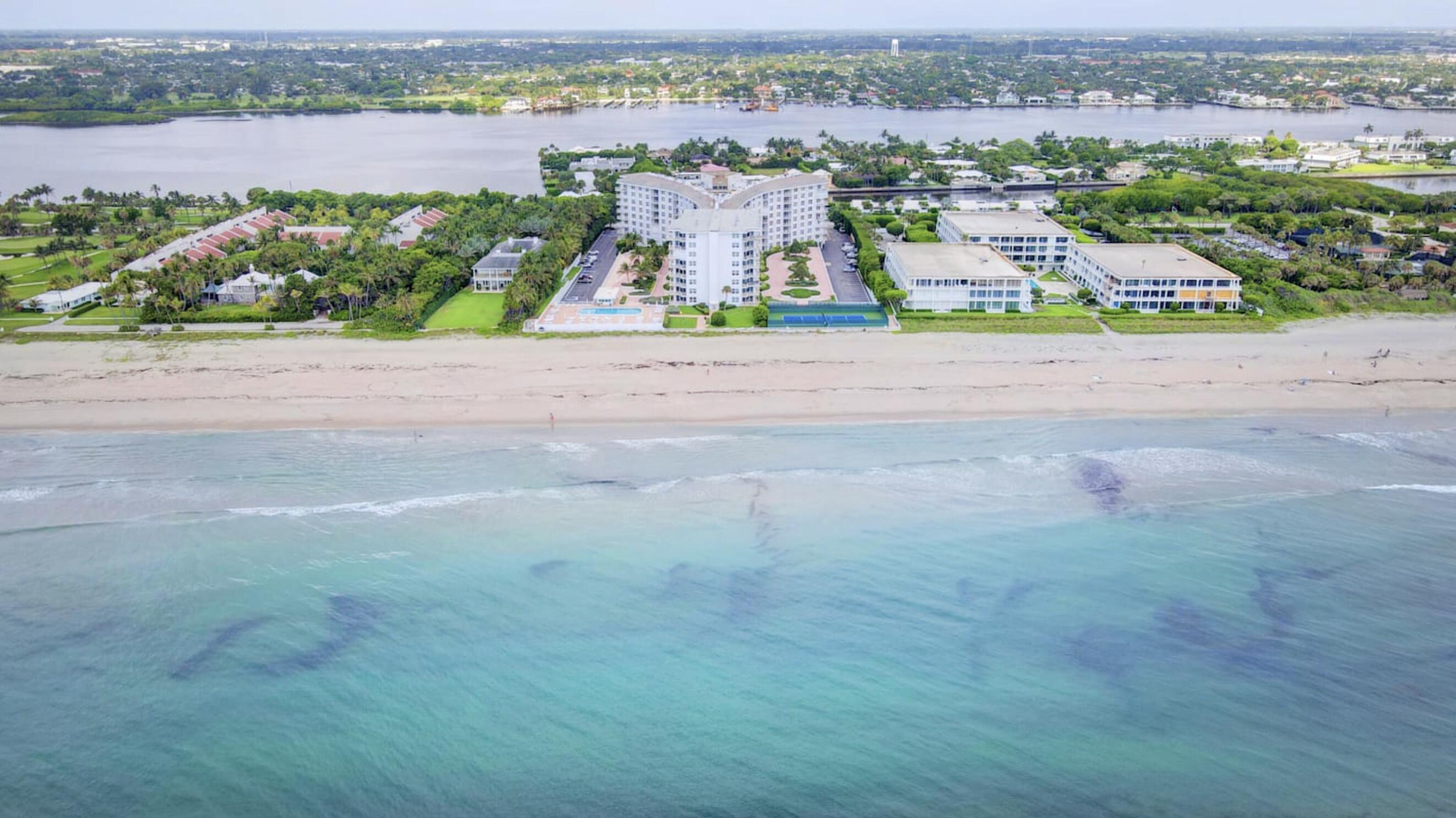 2295 S Ocean Boulevard 804, Palm Beach, Palm Beach County, Florida - 2 Bedrooms  
2 Bathrooms - 