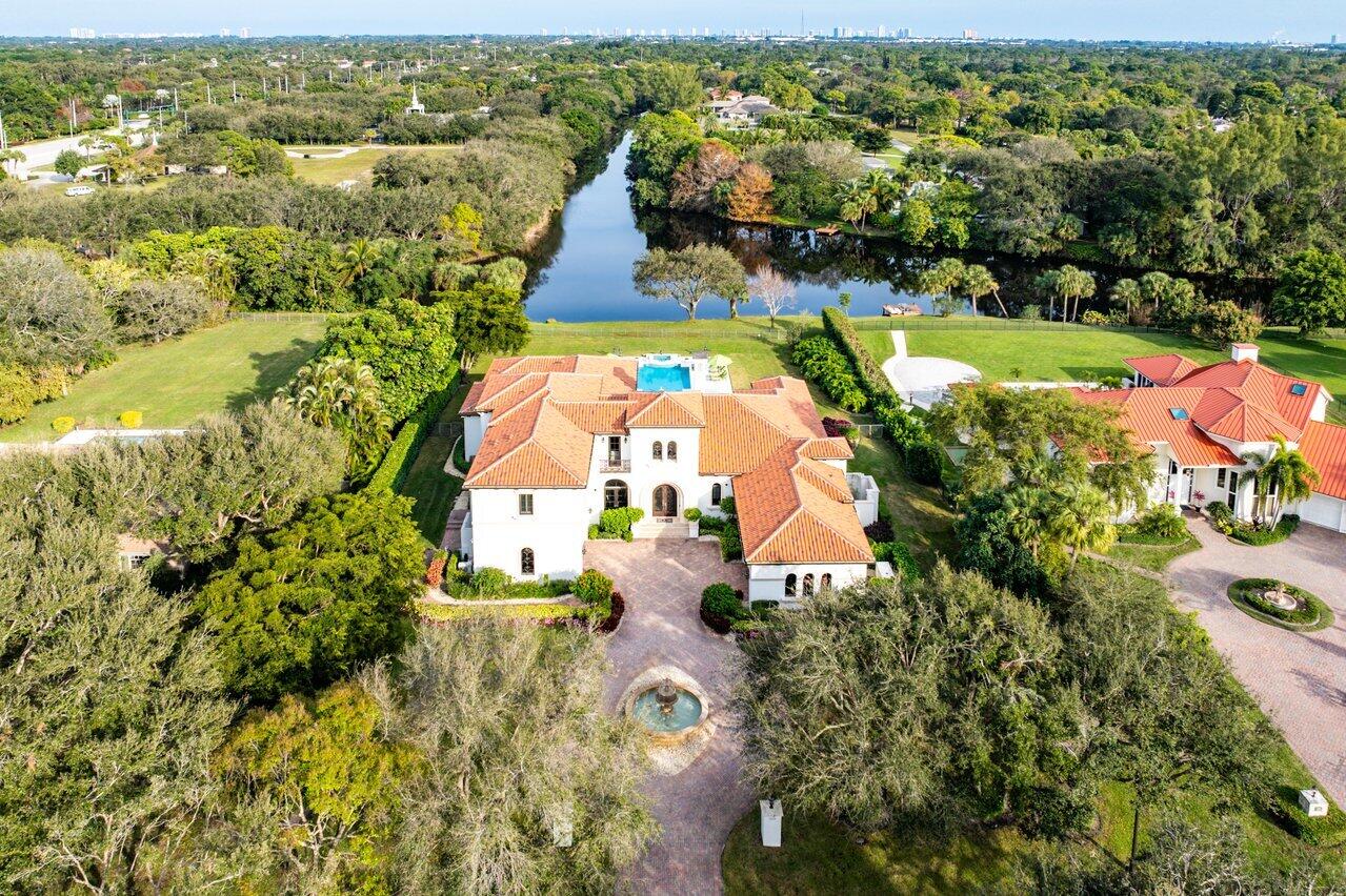 Property for Sale at 5603 Whirlaway Road, Palm Beach Gardens, Palm Beach County, Florida - Bedrooms: 5 
Bathrooms: 6.5  - $5,399,000