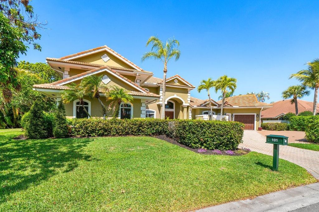 Photo of 101 Sandbourne Lane Lane, Palm Beach Gardens, FL 33418 (MLS # RX-11122693)