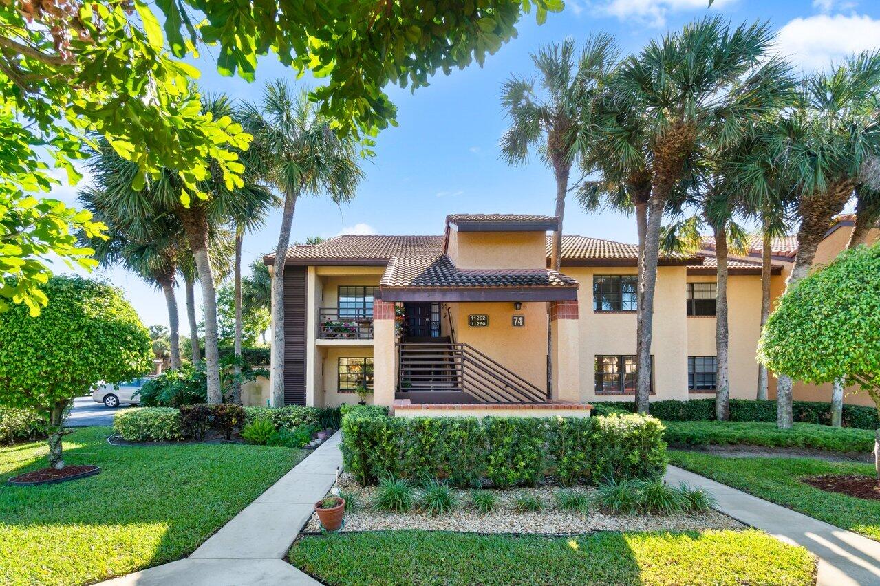 Property for Sale at 11260 Aspen Glen Drive 101, Boynton Beach, Palm Beach County, Florida - Bedrooms: 3 
Bathrooms: 2  - $250,000