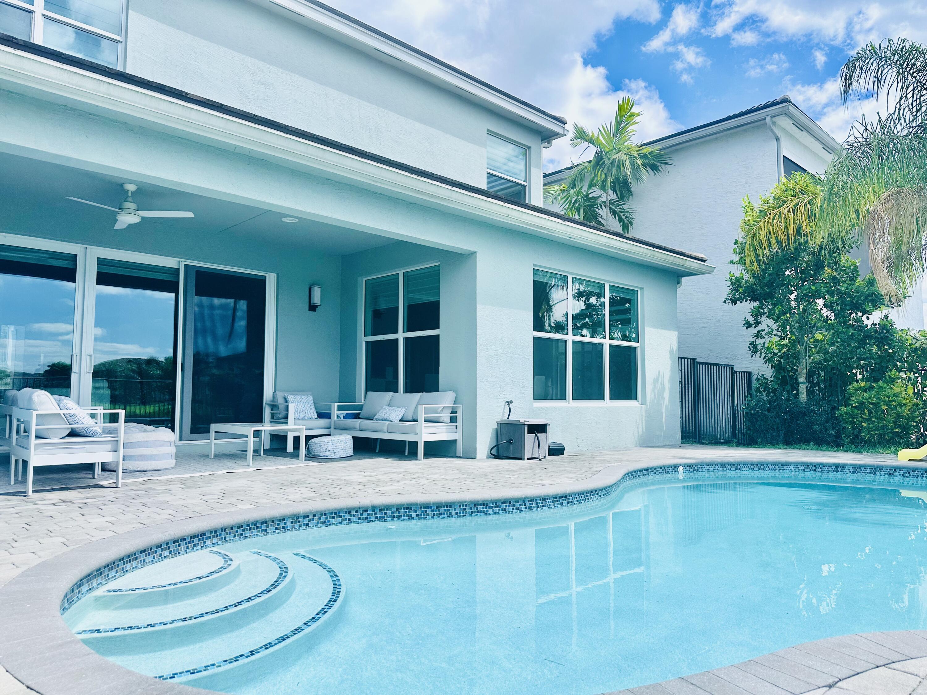 Property for Sale at 15377 Green River Court, Delray Beach, Palm Beach County, Florida - Bedrooms: 6 
Bathrooms: 5  - $1,865,000