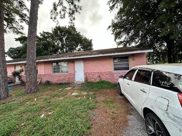 Property for Sale at 4778 Gladiator Circle, Greenacres, Palm Beach County, Florida - Bedrooms: 3 
Bathrooms: 2  - $319,900