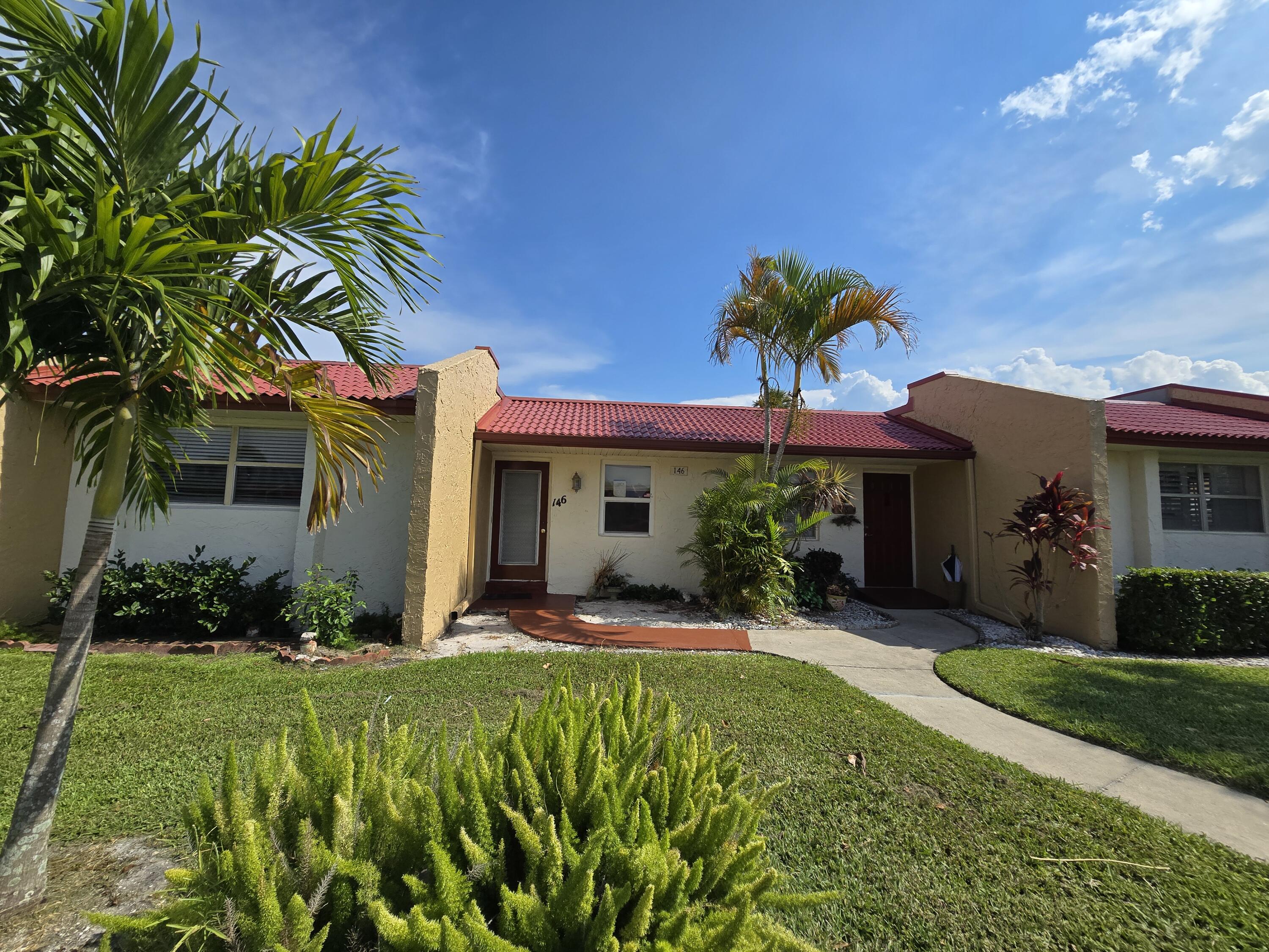 146 Lake Anne Drive, West Palm Beach, Palm Beach County, Florida - 2 Bedrooms  
2 Bathrooms - 