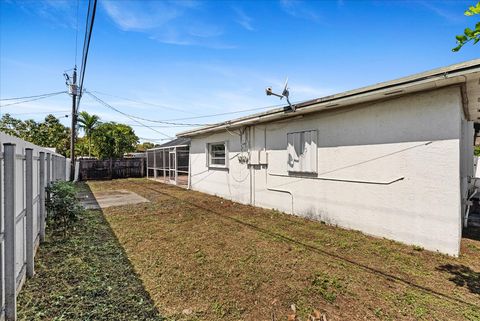 Tiny photo for 6560 Hayes Street, Hollywood, FL 33024 (MLS # RX-11129260)