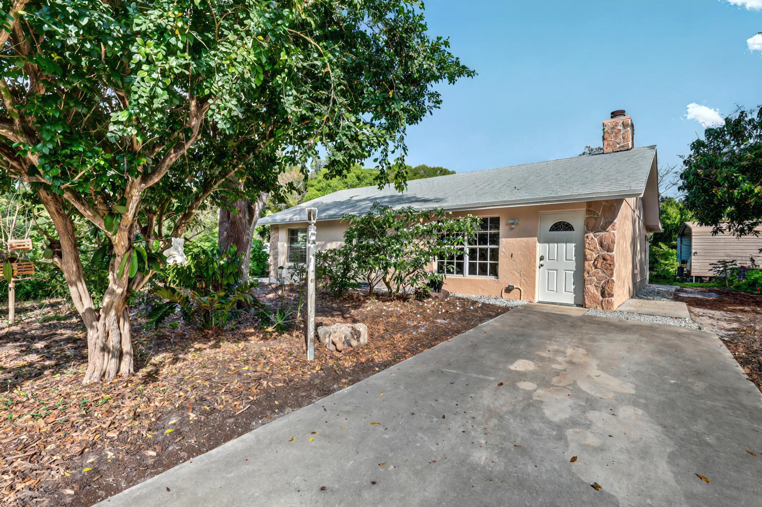 16087 E Derby Drive, The Acreage, Palm Beach County, Florida - 3 Bedrooms  
2 Bathrooms - 