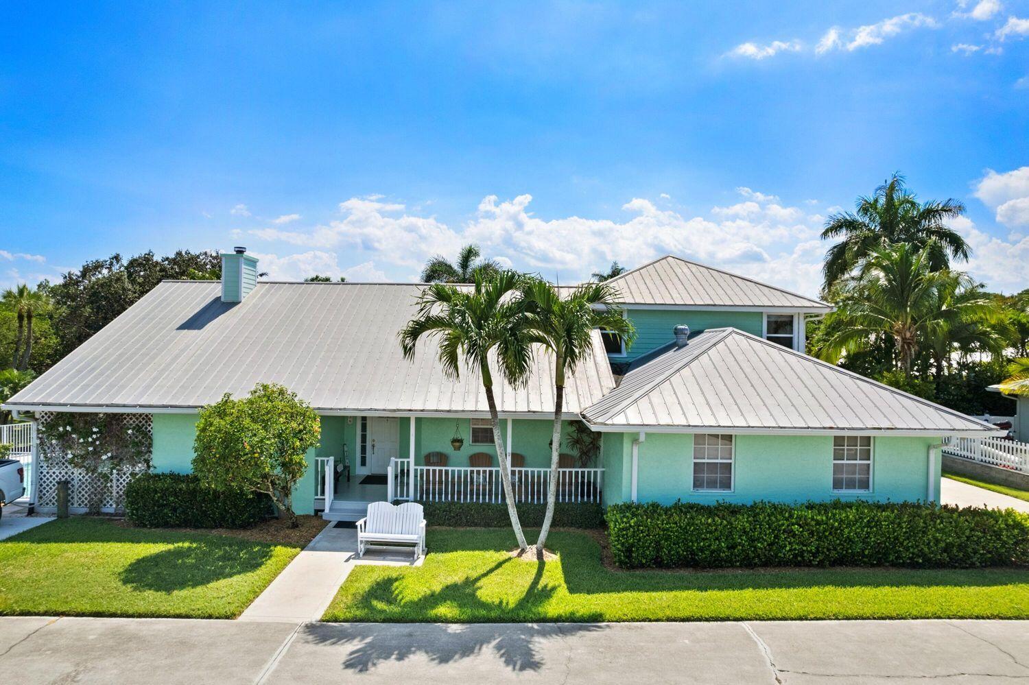 136 Faith Way, Jupiter, Palm Beach County, Florida - 4 Bedrooms  
3.5 Bathrooms - 