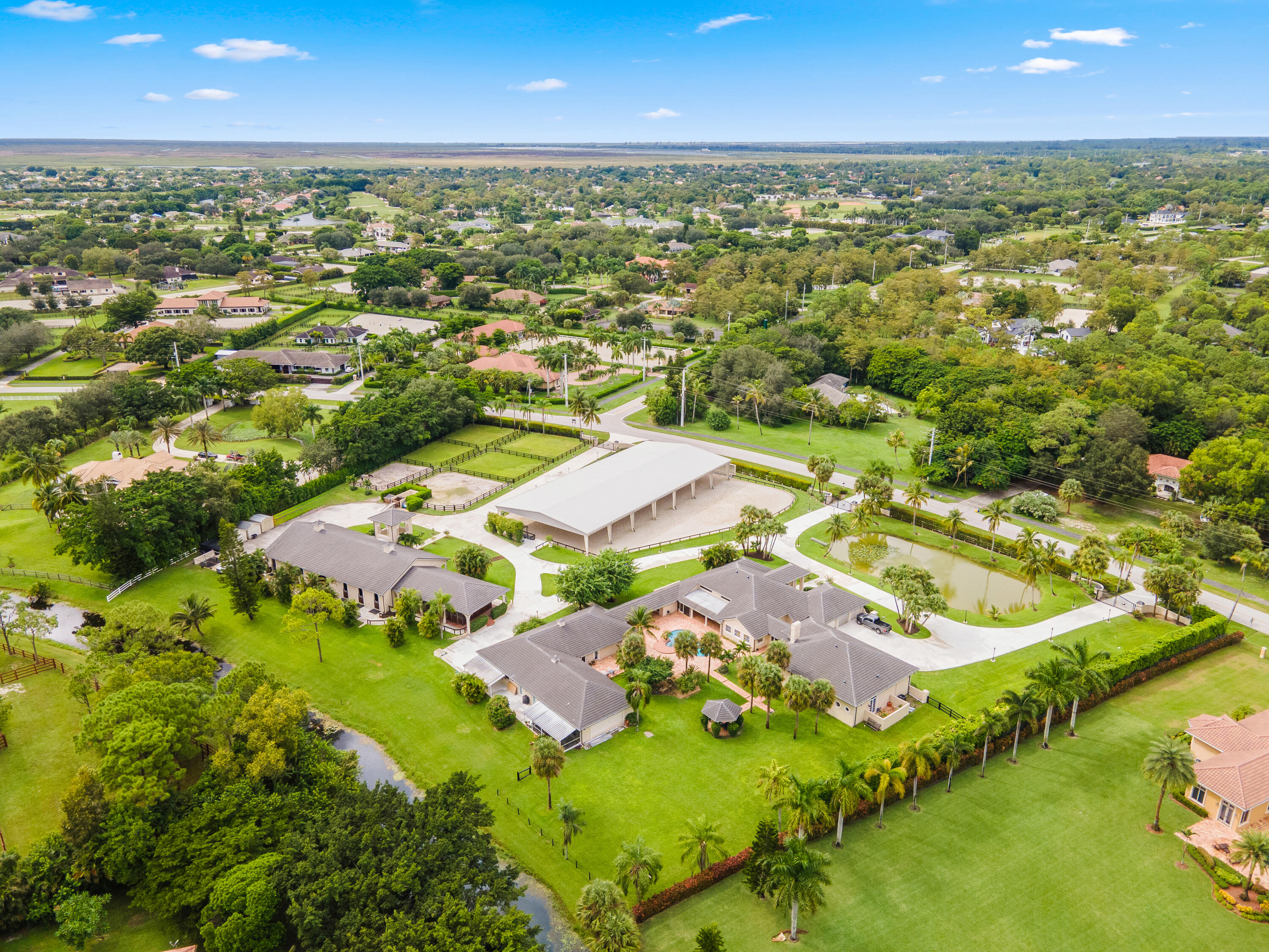 14334 Wellington Trace, Wellington, Palm Beach County, Florida - 4 Bedrooms  
4.5 Bathrooms - 