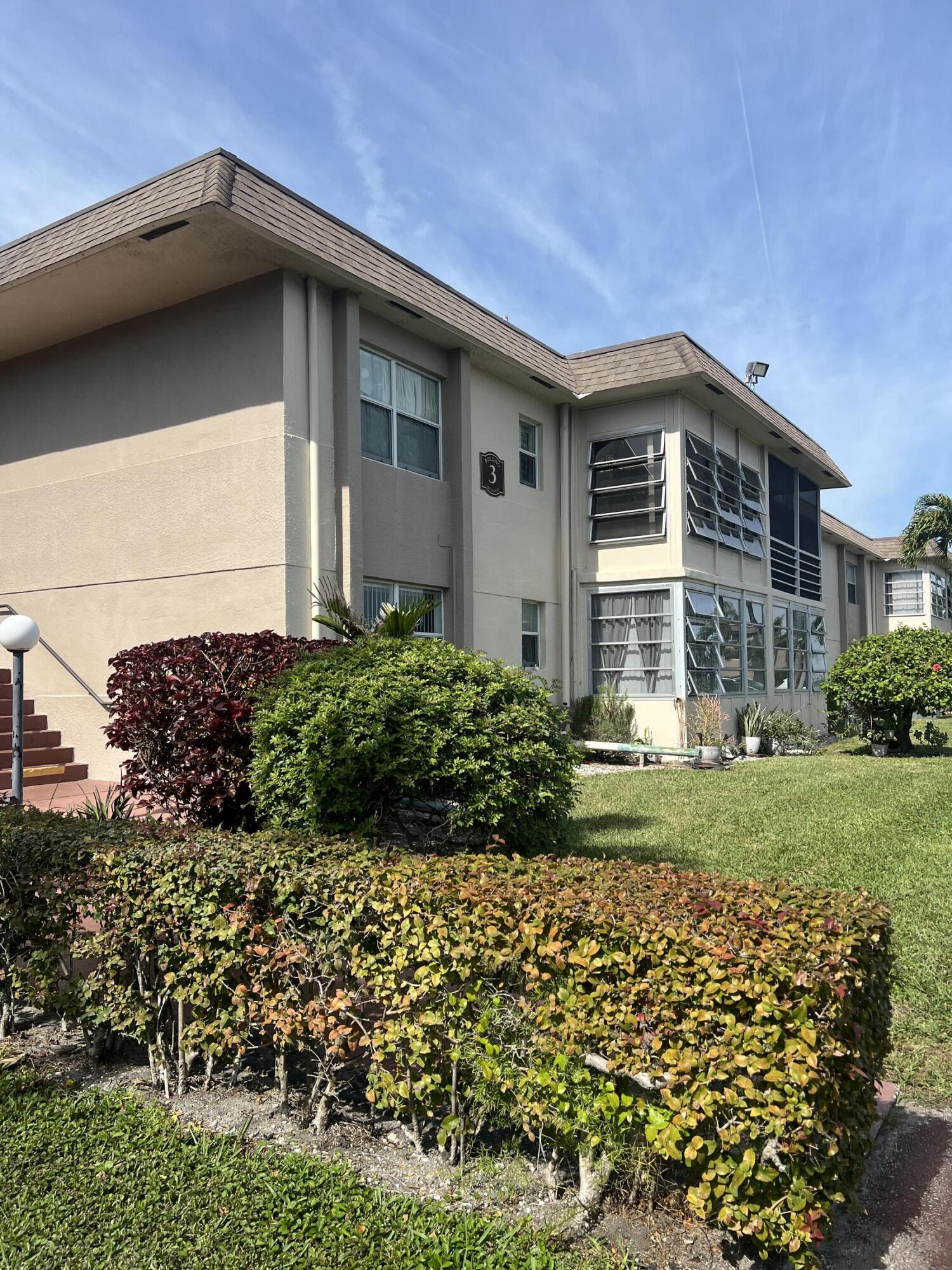 Property for Sale at 504 Davis Road 95, Palm Springs, Miami-Dade County, Florida - Bedrooms: 2 
Bathrooms: 2  - $139,500