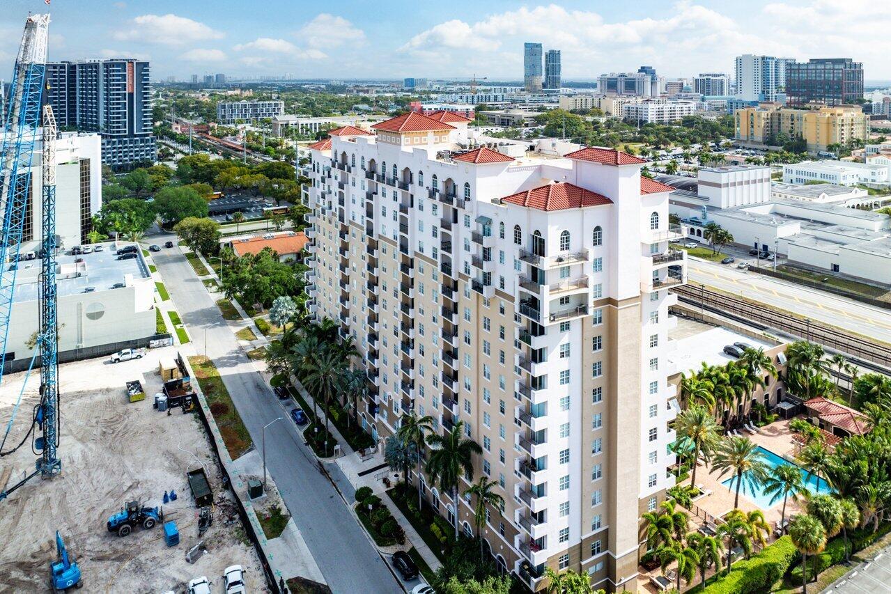 Property for Sale at 616 Clearwater Park Road 1203, West Palm Beach, Palm Beach County, Florida - Bedrooms: 1 
Bathrooms: 1  - $260,000
