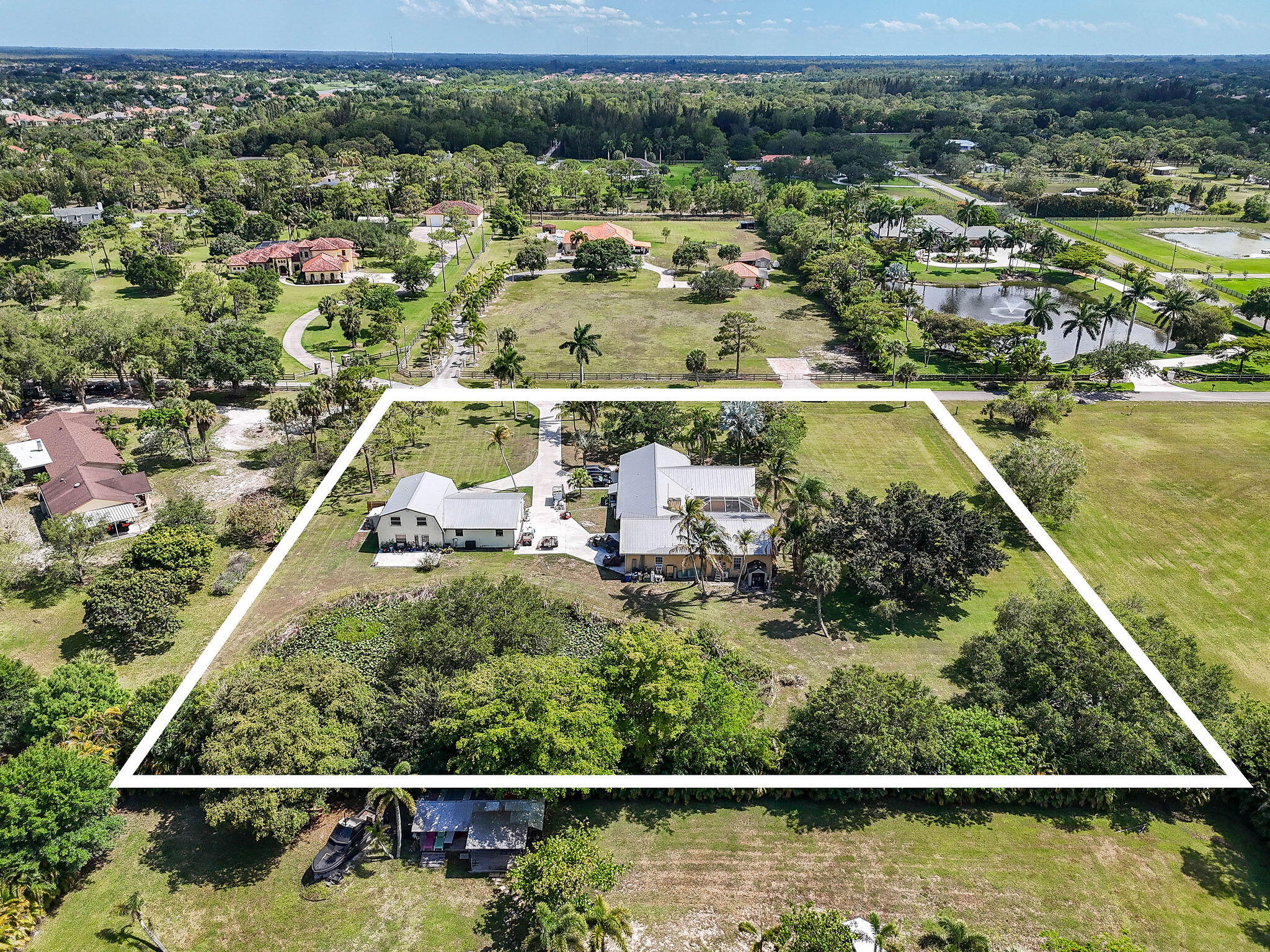 11151 88th Road, Palm Beach Gardens, Palm Beach County, Florida - 6 Bedrooms  
3.5 Bathrooms - 
