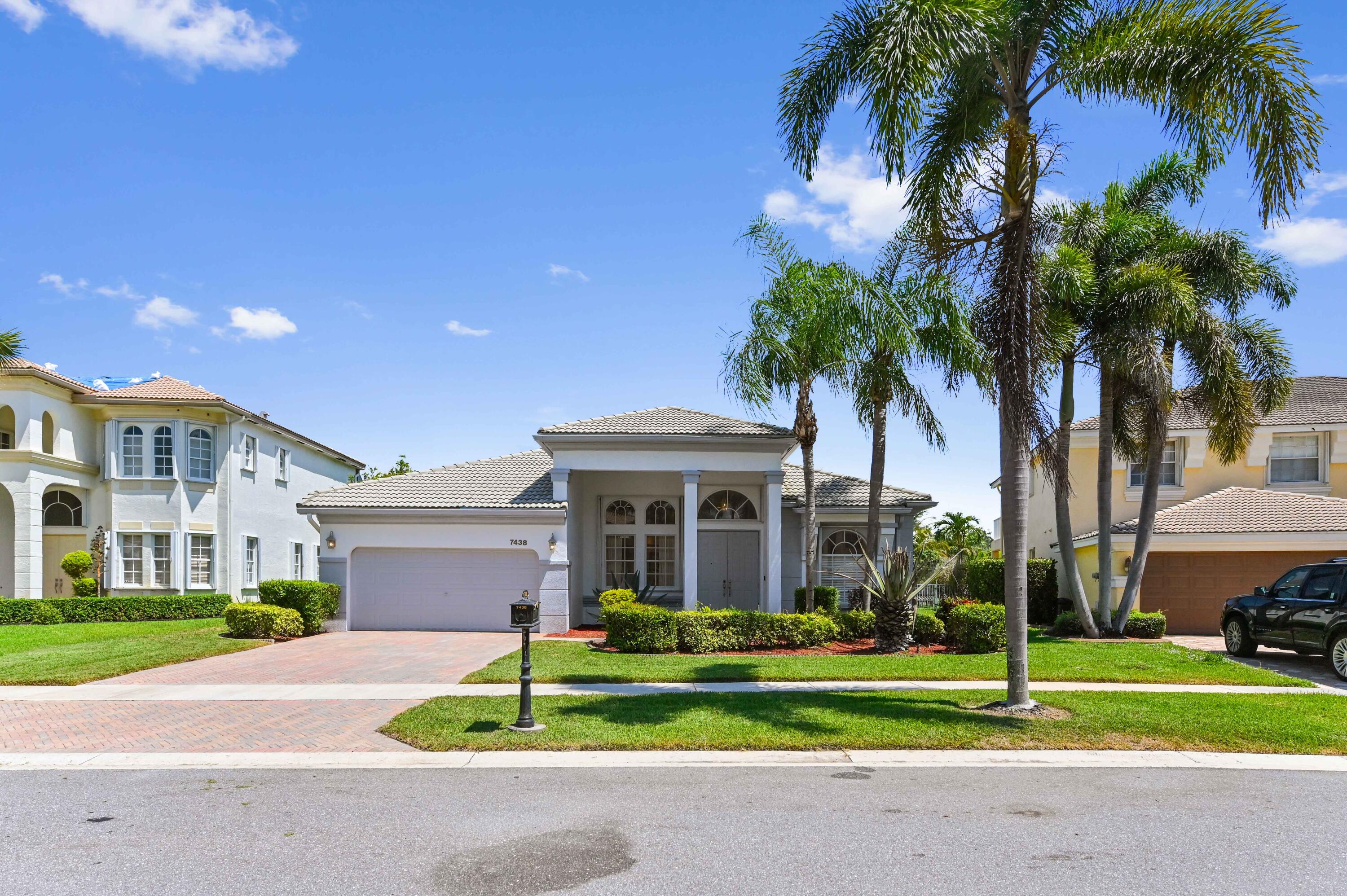 7438 Greenville Circle, Lake Worth, Palm Beach County, Florida - 4 Bedrooms  
2.5 Bathrooms - 