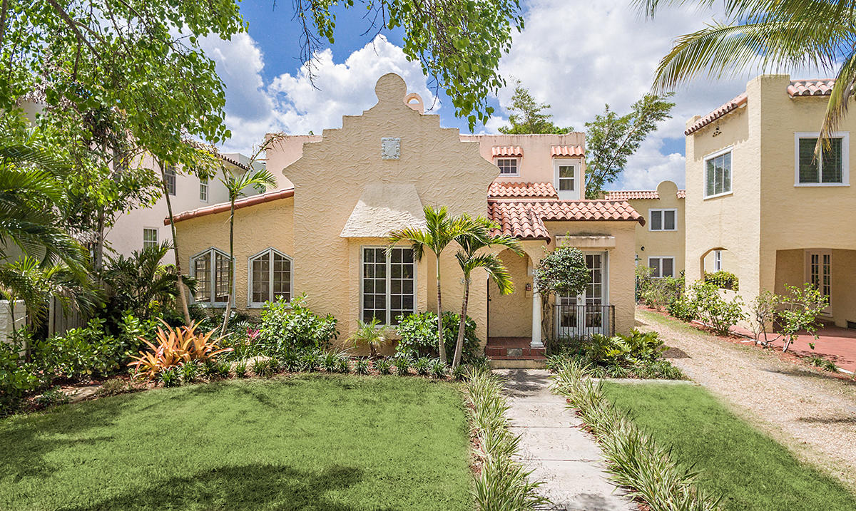 Photo 1 of 230 Rugby Road, West Palm Beach, Florida, $695,000, Web #: 10366045