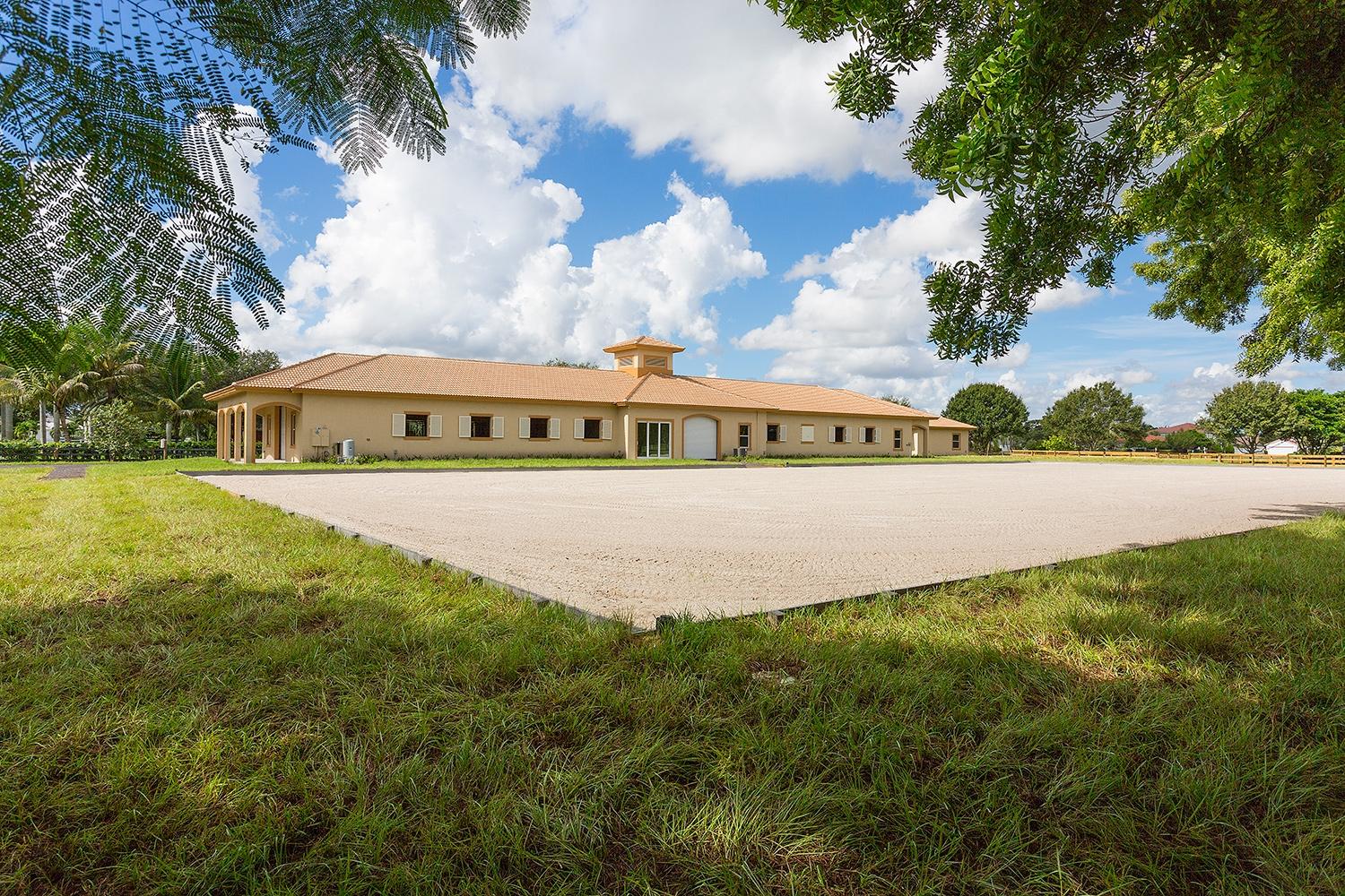 Property for Sale at 2088 Appaloosa Trail, Wellington, Palm Beach County, Florida - Bedrooms: 7 
Bathrooms: 5.5  - $6,995,000