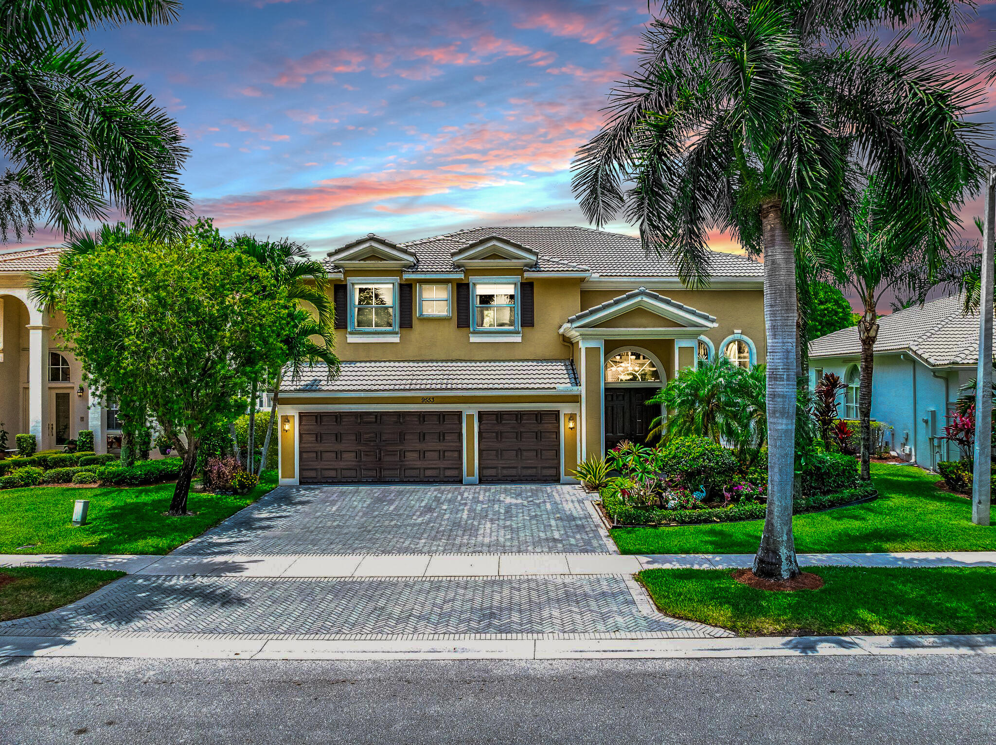 9553 Worswick Court, Wellington, Palm Beach County, Florida - 5 Bedrooms  
3 Bathrooms - 