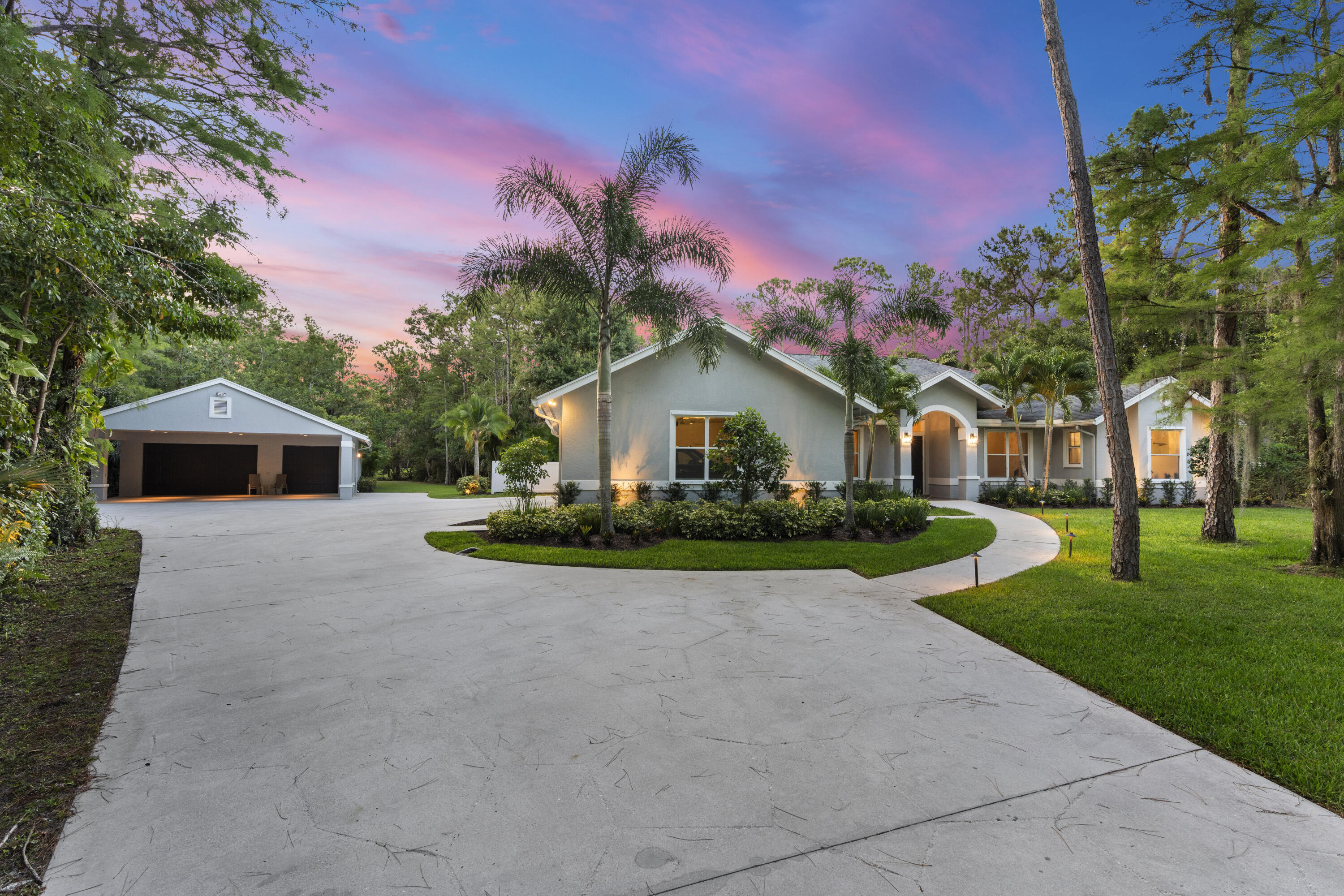 Property for Sale at 11085 Sandy Run, Jupiter, Palm Beach County, Florida - Bedrooms: 3 
Bathrooms: 4  - $1,350,000