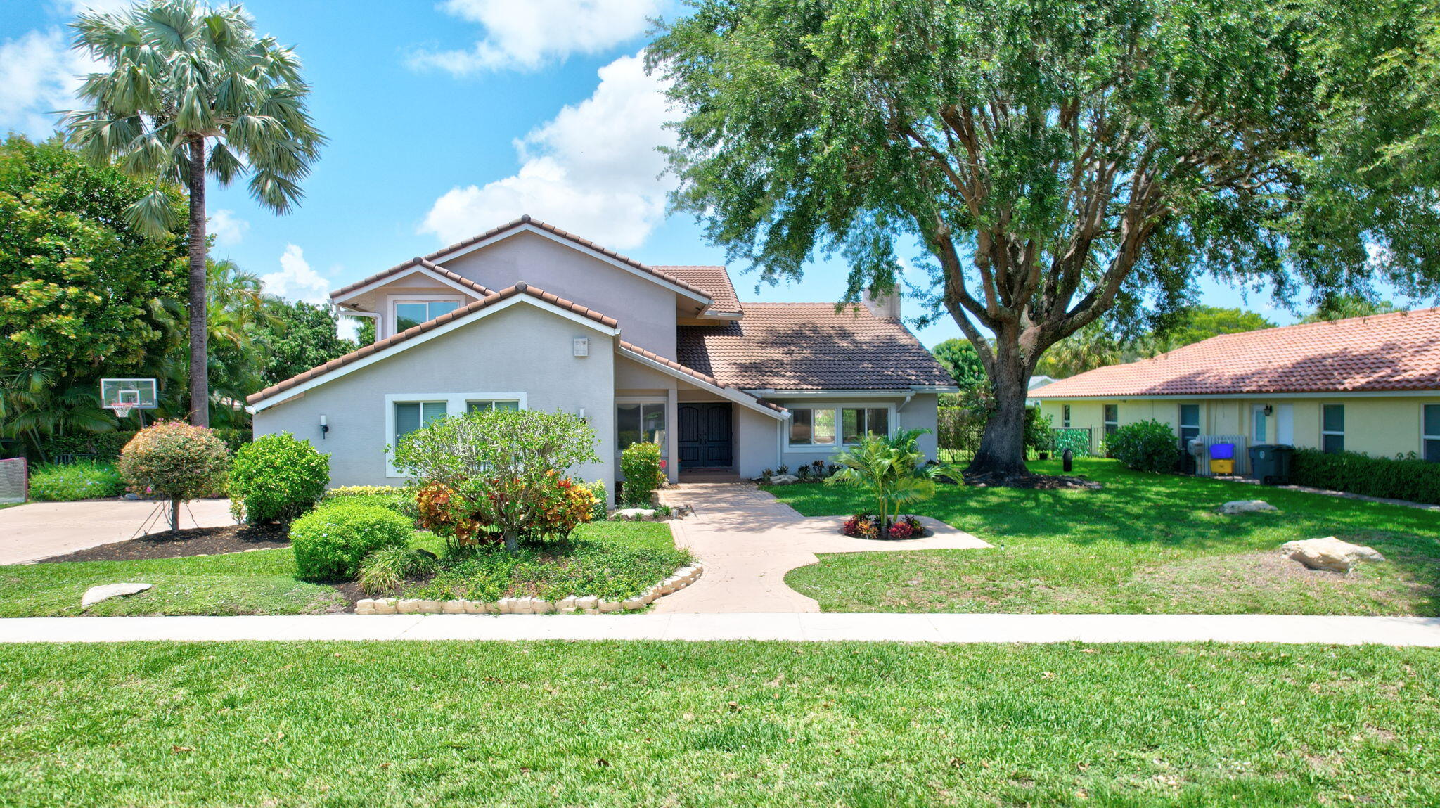 Property for Sale at 6851 Giralda Circle, Boca Raton, Palm Beach County, Florida - Bedrooms: 4 
Bathrooms: 3  - $1,700,000