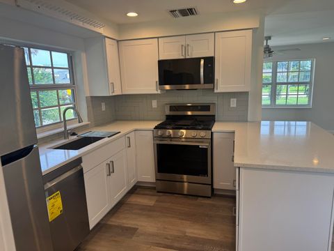 Photo of 359 Garden Boulevard, Palm Beach Gardens, FL 33410 (MLS # RX-11129501)