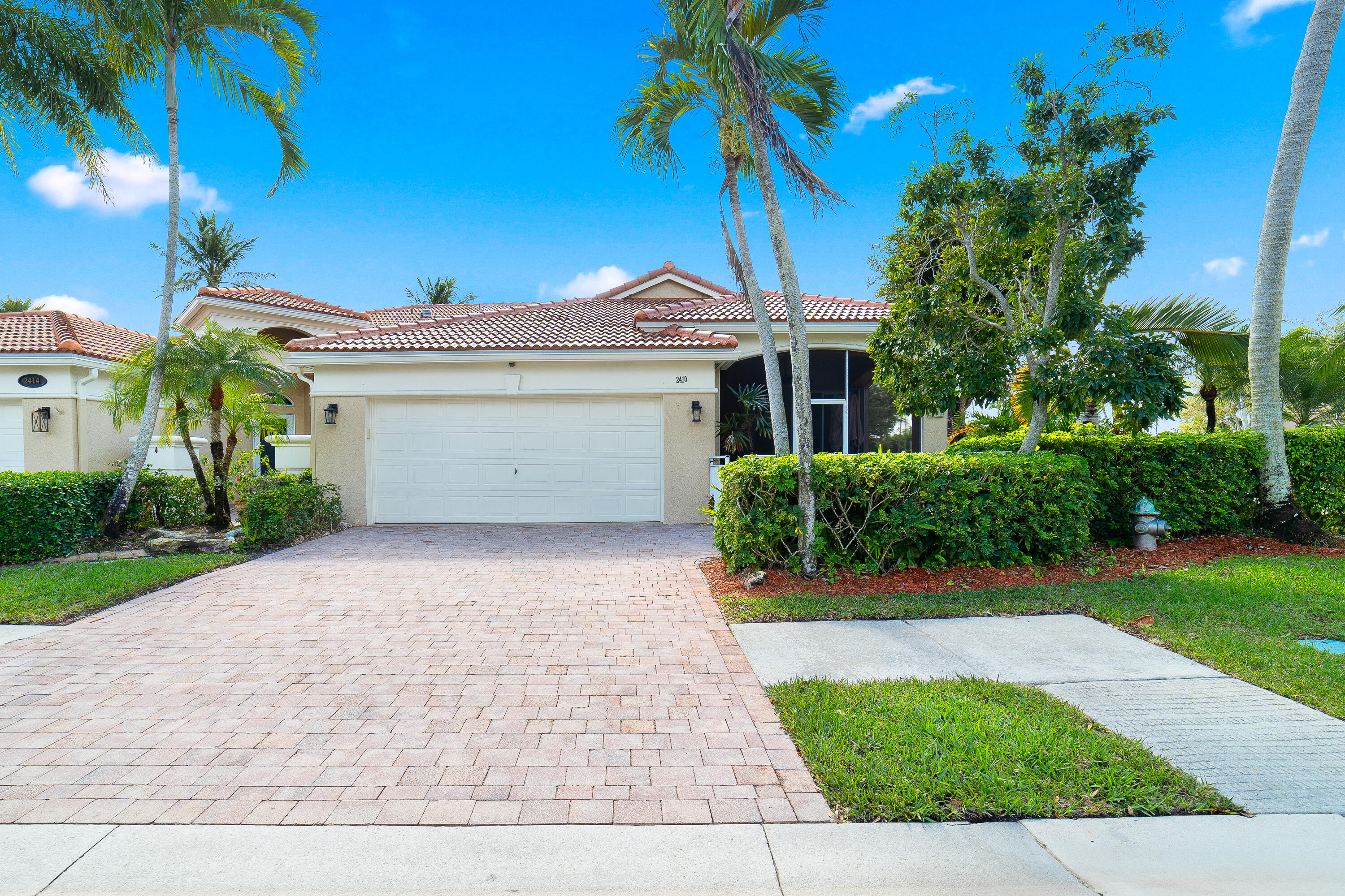 2410 Sandy Cay, West Palm Beach, Palm Beach County, Florida - 2 Bedrooms  
2 Bathrooms - 