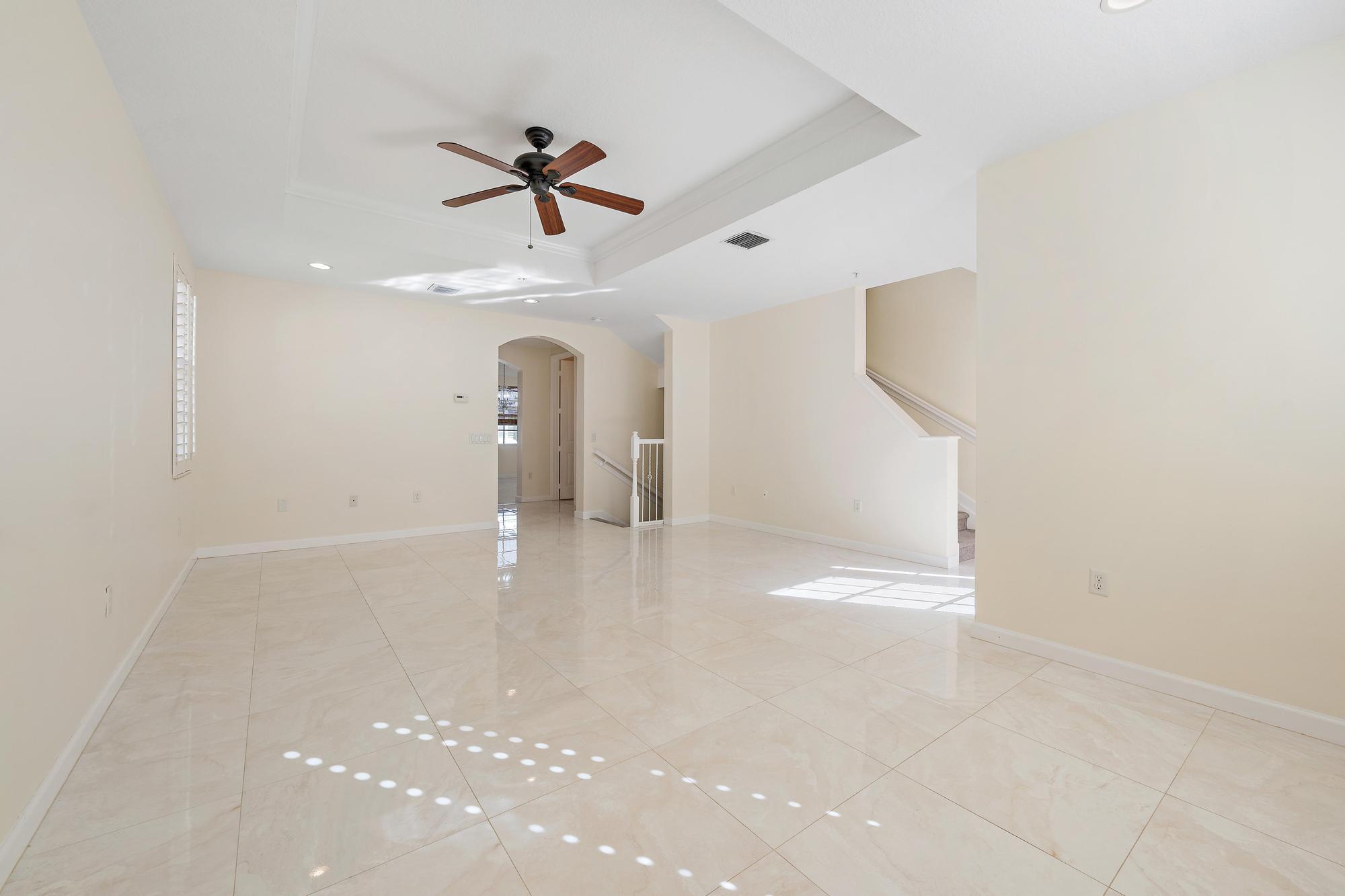 2404 San Pietro Circle, Palm Beach Gardens, Palm Beach County, Florida - 3 Bedrooms  
3.5 Bathrooms - 