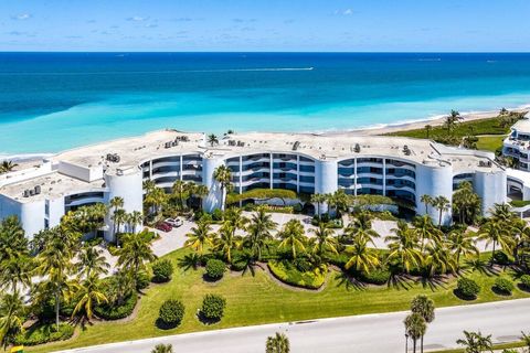 Photo of 2001 SE Sailfish Point Boulevard #317, Stuart, FL 34996 (MLS # RX-10980996)