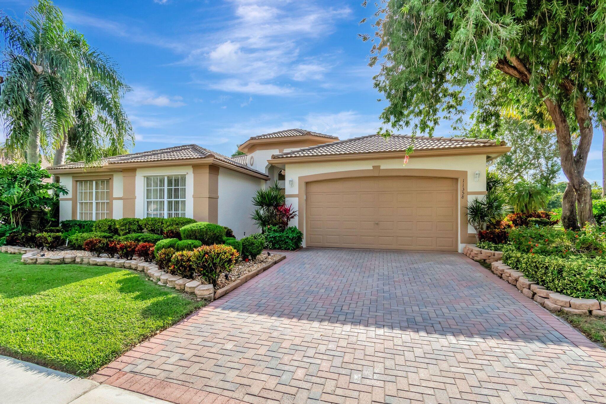 11358 Barca Boulevard, Boynton Beach, Palm Beach County, Florida - 4 Bedrooms  
2.5 Bathrooms - 