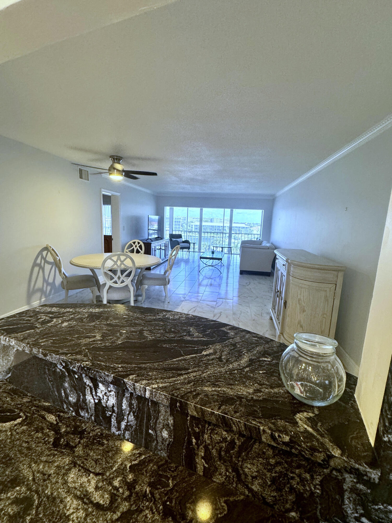907 Marina Drive 409